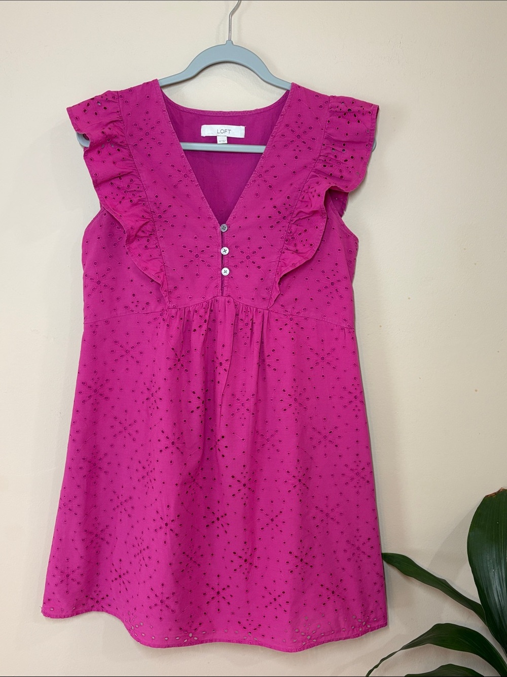 LOFT XS Fuchsia Eyelet Ruffle Dress